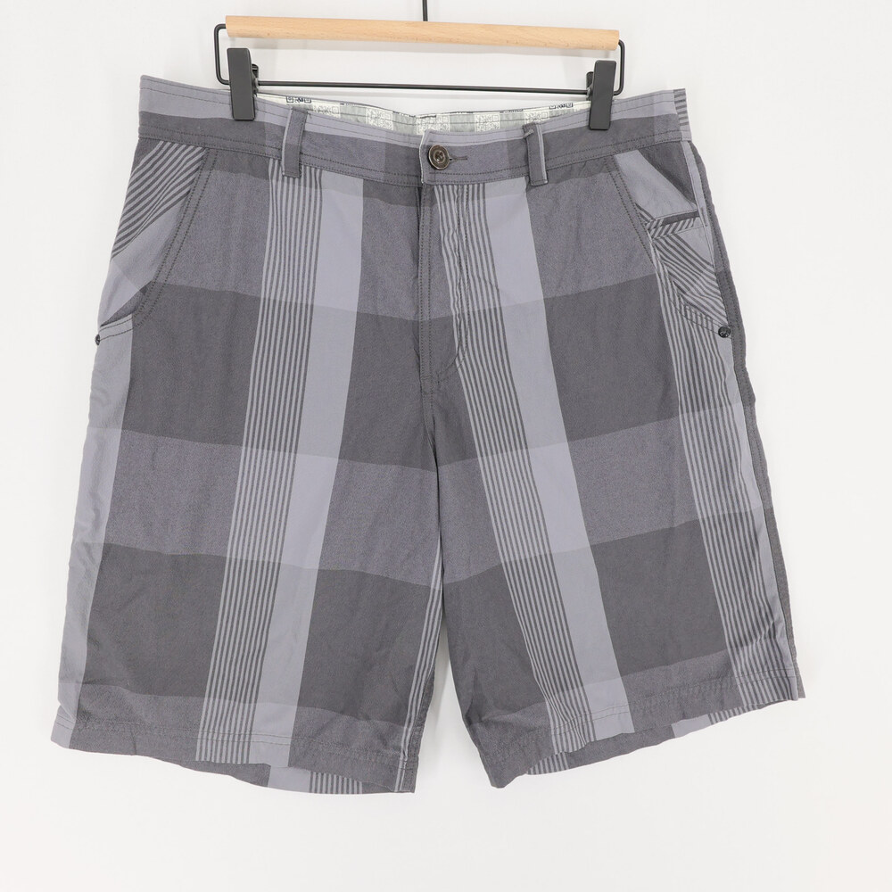 Lululemon Kahuna Shorts Mens 36 (34x10) Gray Plaid Golf Chino Runs Small